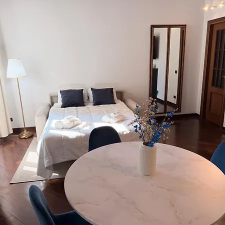 Luxury Gem In Center - Walk To & Trains Apartamento Como