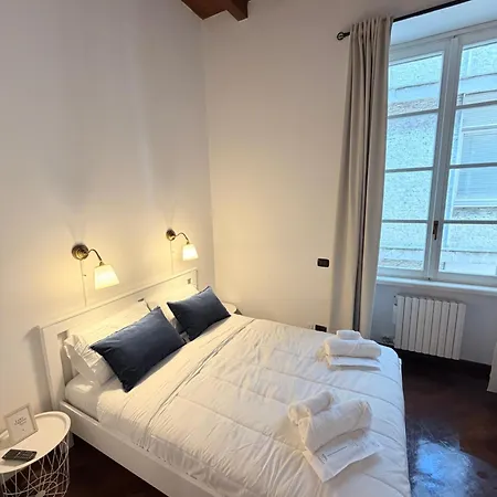 Luxury Gem In Center - Walk To & Trains Apartamento Como